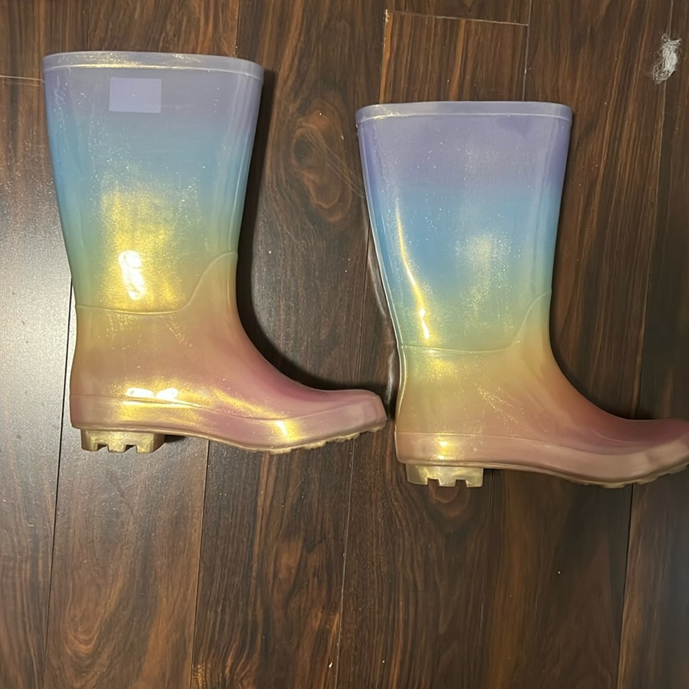 Rain boots
